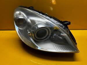 правая фара Mercedes B-Class W245 2005-2011 Xenon A1698204661