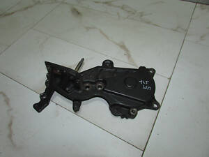 Правый кронштейн двигателя 2.0 диз 1CD Toyota Avensis T25 2003-2008