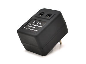 Преобразователь напряжения трансформаторный 50W Input 220 V / Output 110V, + универсальная розетка и