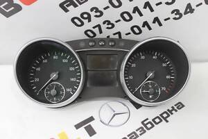 Приборная панель Mercedes A1645402447