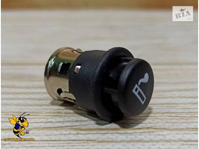 Прикурювач 25mm 1J09193079B9 Фольксваген Пасат Поло Сірокко Шаран VW Passat Polo Scirocco Sharan