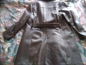 Продам кожне пальто.