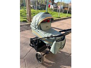 Продам коляску