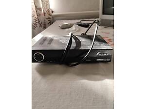 Продам супутниковий тюнер.