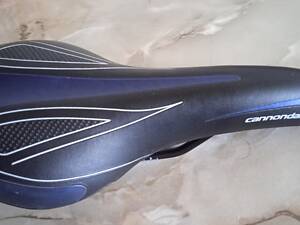 Продам велосипедне сідло connandale.