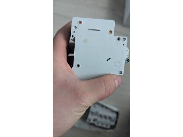 Продаю автоматичний вимикач EATON PL6-C16/1, 16А - Фото 4