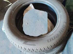 Продаю комплект шин Laufenn 235/55 zr18 S FIT AS до Lexus 2005 (R18)