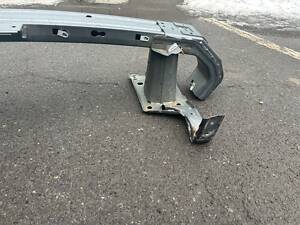 Продаю усилитель бампера Линкольн МКЗ Усилитель переднего бампера Lincoln MKZ 17-20 без крюка HP5Z17757A