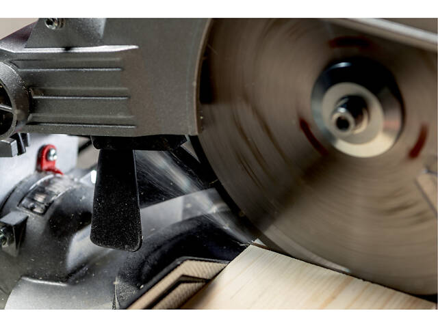 Професійна торцювальна пила Metabo KS 216 M New : 1350 Вт, диск 216 x 30 мм 610216000 - Фото 6