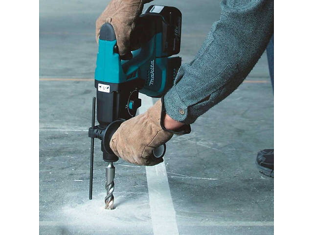 Профессиональный аккумуляторный перфоратор Makita DHR243RTJ : с АКБ 18V 2шт-5.0Ah, 2 Дж, SDS+ - Фото 5