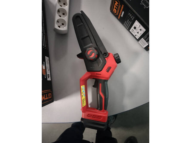 Професійна акумуляторна ланцюгова пила GTM CS18/127BL без АКБ і ЗП в кейсі (3516) - Фото 6