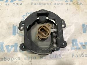 Противотуманная фара птф левая Jeep Cherokee KL 14-18 дорест (03) деф корпуса 68353533AA