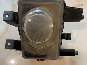 Противотуманная фара правая Opel Zafira B 13261998 б/у