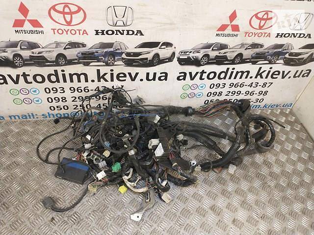 Проведення під торпедо 81404AE620 81404AE620 Subaru Legacy 1998-2002