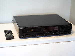 Програвач дисків Sony CDP-750