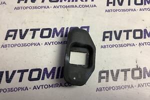 Уплотнитель ограничителя передней двери R/L Opel Astra J 2009-2015 13310748