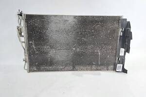 радиатор кондиционера ● Hyundai Santa Fe `11-15