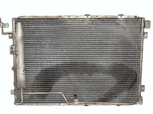 976063E000 Радиатор кондиционера -06 Kia Sorento 02-09 (976063E000)