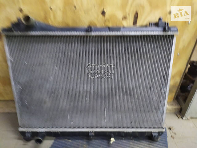 Радиатор охлаждения двигателя Suzuki Grand Vitara 2005-2015 000046561
