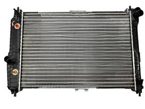 Радиатор охлаждения двигателя на Aveo