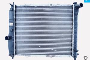 Радиатор охлаждения основной Chevrolet Aveo 96816481 96536523