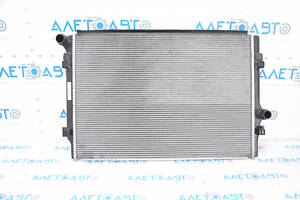 Радиатор охлаждения вода Audi A3 8V 15-20 1.8T, 2.0T