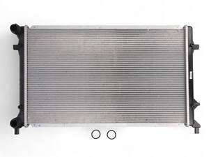 Радиатор охлаждения на Golf