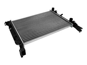 Радиатор охлаждения на Kangoo