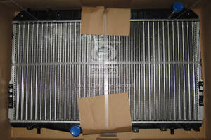 Радиатор охлаждения CHEVROLET TACUMA (00-) 1.6-2.0i 16V (выр-во Nissens) 61664 UA51