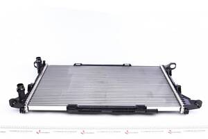 Радиатор охлаждения двигателя AUDI A4-A6/Q3/Q5 1.8-2.0 TDI/TFSI 07-17 (МKПП)