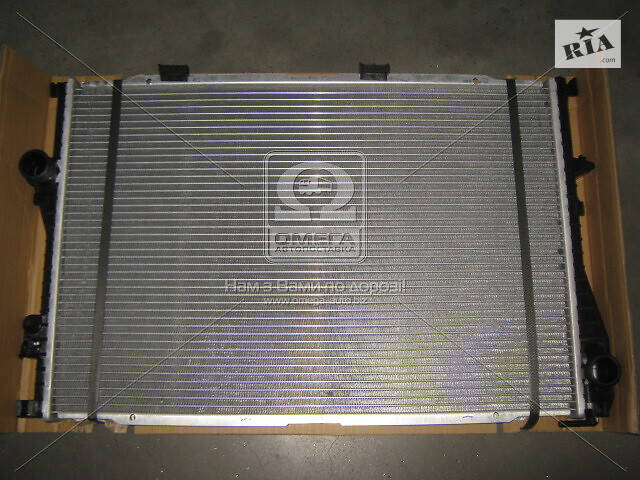 Радиатор охлаждения двигателя BMW 5(E36)/7(E39) MT 94-98 (Van Wezel) 06002170 UA51