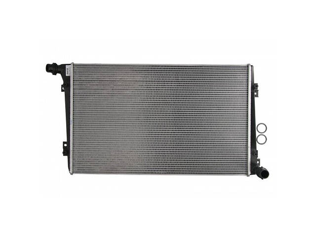 Радиатор охлаждения двигателя Audi A3 2008-2013 NRF 53813 - Фото 1