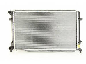 Радиатор охлаждения двигателя Audi A3 2008-2013 NRF 53405