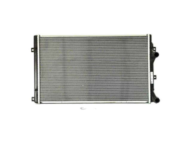 Радиатор охлаждения двигателя Audi A3 2008-2013 Nissens 65280A - Фото 1
