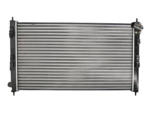 Радиатор охлаждения двигателя Citroën Berlingo 1996-2011 Nissens 63508
