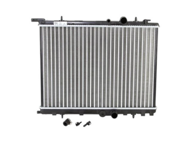 Радиатор охлаждения двигателя Citroën Berlingo 1996-2011 Nissens 63502 - Фото 1