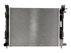 Радиатор охлаждения двигателя Dacia Dokker 2012-2024 Nissens 637624