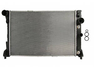 Радиатор охлаждения двигателя Mercedes-Benz C-Class 2007-2014 NRF 58335