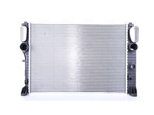 Радиатор охлаждения двигателя Mercedes-Benz CLS 2004-2021 NISSENS 62797A