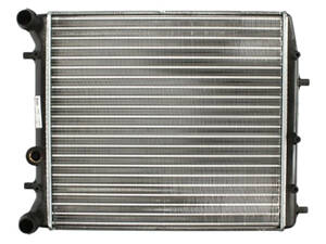 Радиатор охлаждения двигателя Seat Cordoba 2002-2009 Nissens 652691