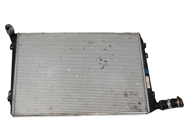 Радиатор основной 1K0121251BL VW PASSAT B6 05-10