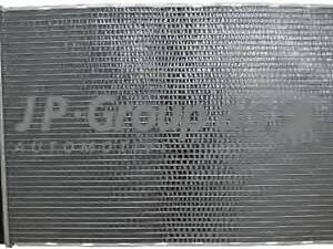 Радіатор води Caddy IIIGolfOctavia 1.62.0TDi (650x439x32) JP GROUP 1114206200 на VW PASSAT (362)