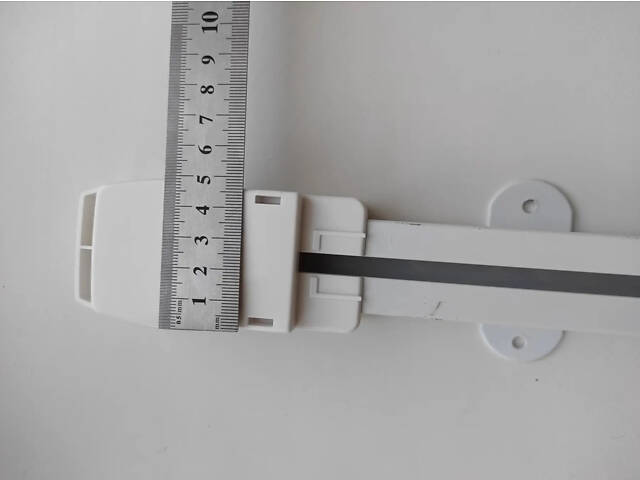 Радіусний карниз з відкриттям штор з центру у дві сторони Livolo білий (VL-SHQ011R2) - Фото 1