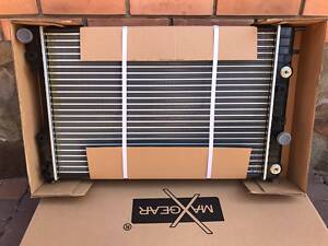 Радіатор для Opel Omega B 2.0 2.2 (Бензин) 1300217