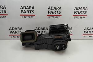 Радиатор кондиционера (испаритель) с расширительным клапаном для Volkswagen Passat 2015-2022 (B8) (561820103A)