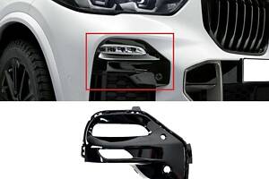 Рамка под туманку правая в бампер M-Paket на BMW X5 G05 2018-2022 года.