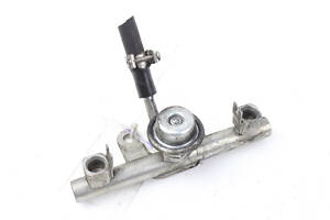 Рампа паливна 2.0 Subaru Forester (SG) 2002-2008 17536AA420