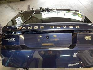 RANGE ROVER SPORT L494 кришка клюка багажника