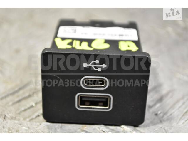 Разьем USB/Type-C Ford Kuga 2019 NX7T14F014AC 342221