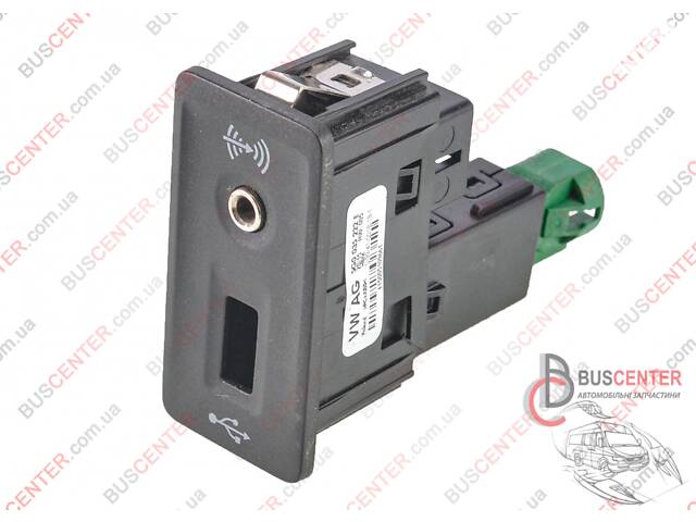 Роз'єм USB/AUX. OE: 5G0035222E;